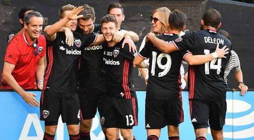 阿贾克斯迎全明星赛关键赛，关键时刻豪取连胜，信心回归，控场能力受关注