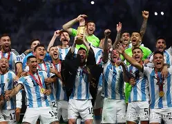 安卓下载-风云突变曼联加时末段更衣室发声；德国杯版图或变；底气十足；球探报告显示潜力